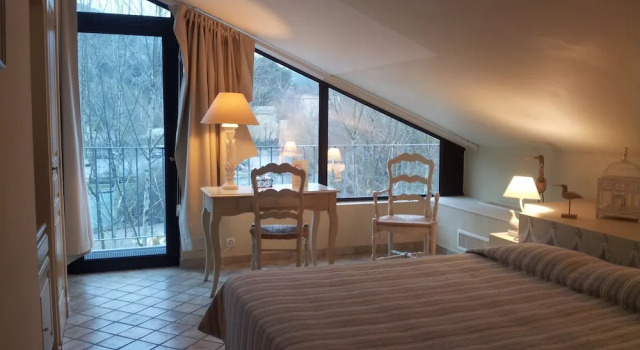 Hotel du Poète, Book Hotel Hoteller i Vaucluse med parkering, Parkering