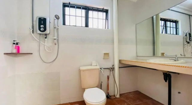 Коттедж Johor Lovy Ros Homestay/12pax/Wifi/IKea Jusco