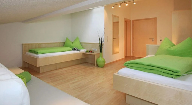 Apart Mount Everest, Rezerwuj Hotel Hotele w Tyrol z parkingiem, Parking