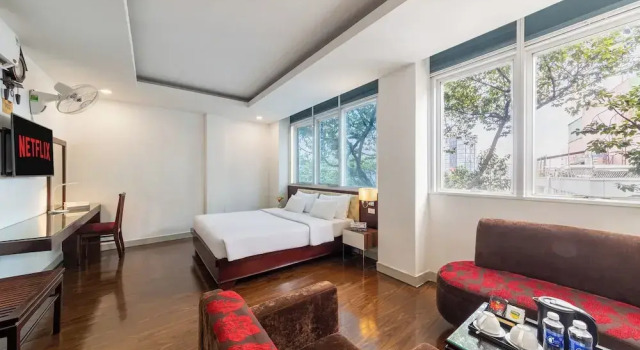 Полулюкс A25 Premium Hotel - 20 Bùi Thị Xuân