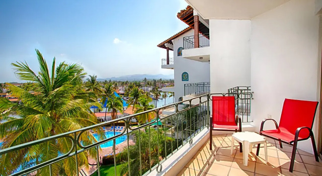 Номер Standard с красивым видом из окна Vamar Vallarta All Inclusive Marina and Beach Resort