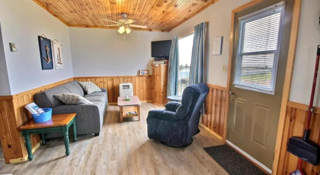 Коттедж Cavendish Bosom Buddies Cottages and Suites