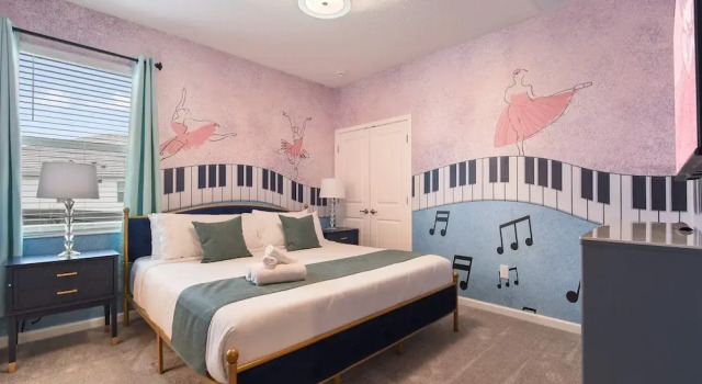 Коттедж Spacious 12BR Disney Themed Home Pool/SPA/BBQ/Game
