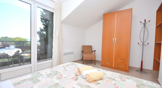 Apartments Malenica, Забронировать Апартаменты/квартира Отели Водице с парковкой, рядом с Частный Пляж Отеля «Кристина», Парковка