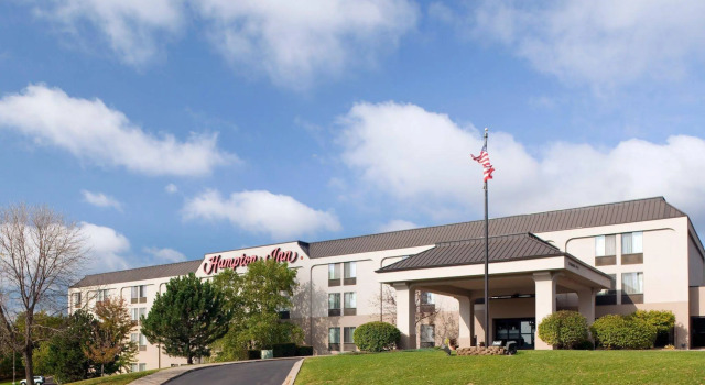 Hampton Inn Iowa City/Coralville, Забронировать Отель Айова-Сити Айова, рядом с Johnson County Historical Society