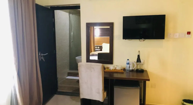 StoneSide Hotel And Apartments, Buchen Sie Ferienwohnung Hotels in Lagos mit Frühstück, Frühstück