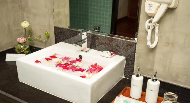 Двухместный номер Luxury с балконом Koulen Hotel