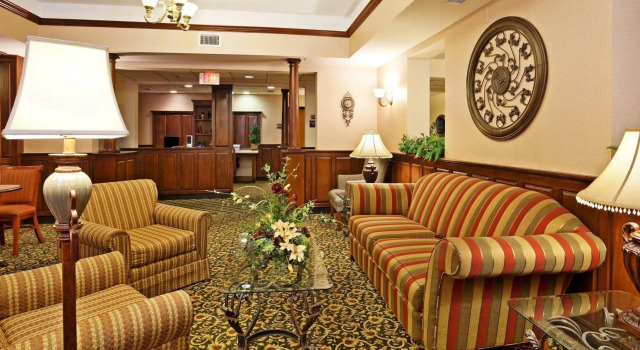 Holiday Inn Express & Suites Raleigh Durham Airport at RTP by IHG, Забронировать Отель Дарем Raleigh-Durham Metropolitan Area
