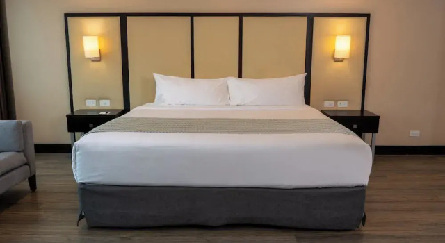 Двухместный полулюкс Premium Wyndham Garden Quito