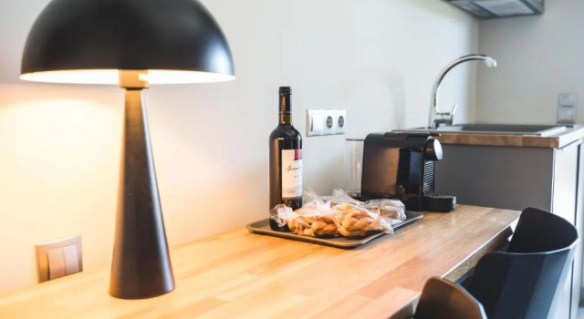 Студия blue symphony suites and apartments