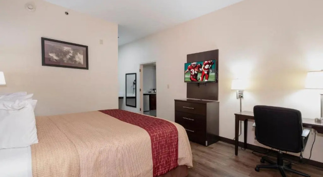 Suite Rodeway Inn Brandon - Jackson East