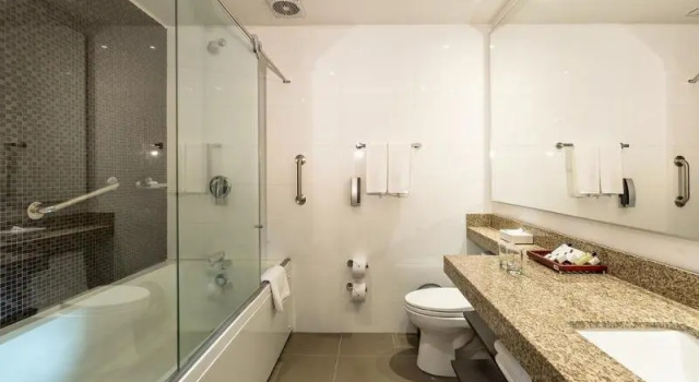 Четырёхместный семейный номер Standard Casa Dann Carlton Hotel & SPA