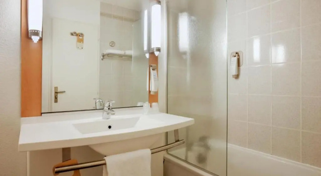 Трёхместный номер Premium ibis Le Havre Centre