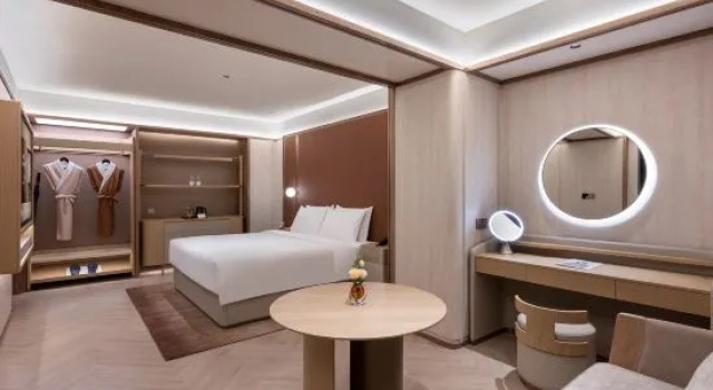 Люкс Deluxe Orange Crystal Hotel Harbin Qunli Airport Road