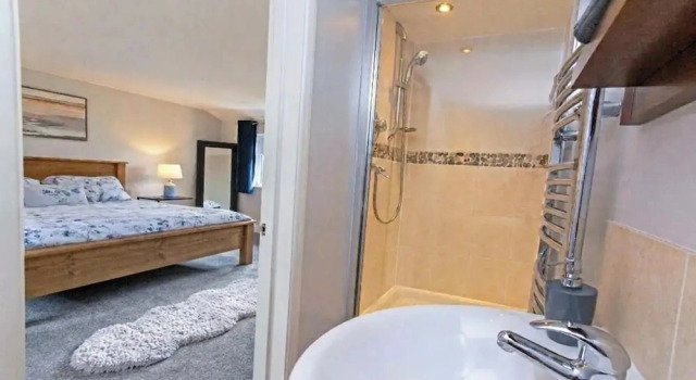 Коттедж с 6 комнатами Ladywell Croyde 6 Bedrooms, Sleeps 12, Hot Tub