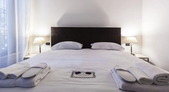 Hemeras Boutique House, Забронировать Бутик-отель Отели Милана 4 звезды, рядом с Улица Виа-Манцони, 4*