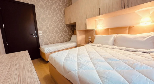 Трёхместный номер Standard с балконом Hotel Miramare