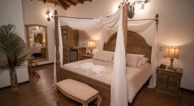 Ara Merú Lodge, Varaa Hotelli Canaima Ciudad Bolívar