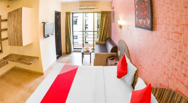 OYO 13931 Hotel Neeta's Inn, Забронировать Отель Отели штата Махараштры 3 звезды, 3*