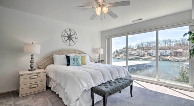 Апартаменты Lake-view Patio, Pool Access! Regatta Bay Condo