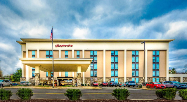 Hampton Inn Washington, Rezerwuj Hotel Hotele w Washington z basenem, Basen