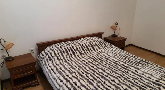 Апартаменты Homey 1-bed condo, fastest internet, free parking