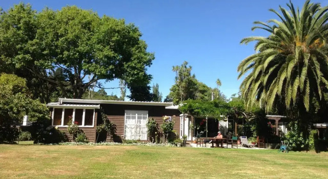 Tranquility Homestay Bed & Breakfast