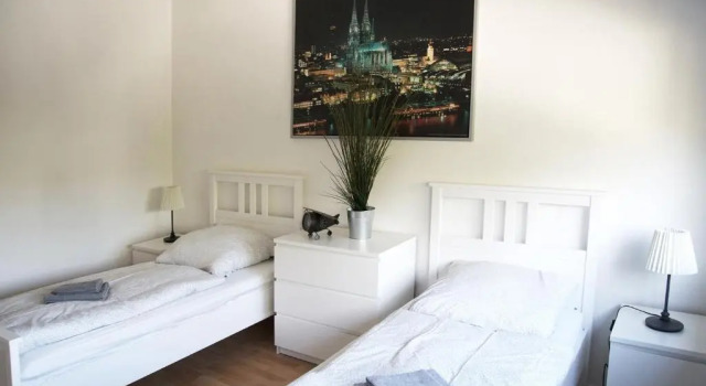 Cosy Apartment Neuss, Забронировать Апартаменты/квартира Нойс Северный Рейн-Вестфалия, рядом с Базилика Святого Квирина
