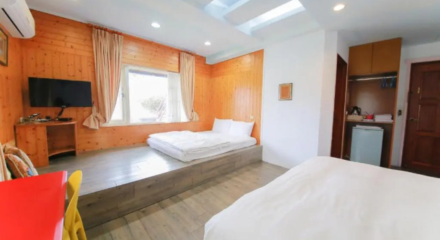 Четырёхместный номер Standard Dong Shan He B&B