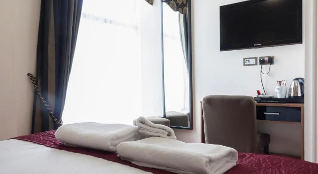 Двухместный номер Standard с видом на море The Clarendon Royal Hotel
