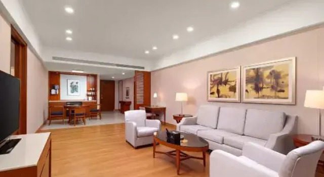 Люкс Deluxe с красивым видом из окна Agile ChangJiang Hotel ZhongShan