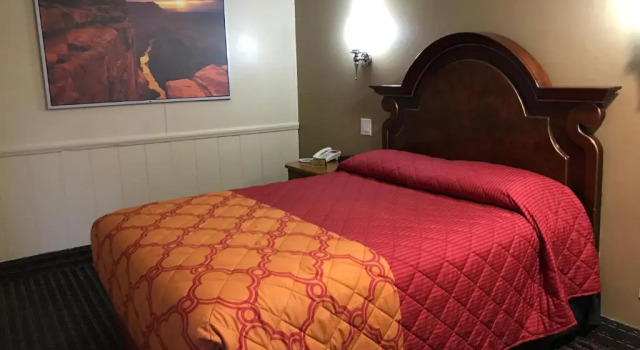 A Fishers Inn Motel, Забронировать Мотель Боулдер-Стрип Лас-Вегас, рядом с Boulder Station Hotel and Casino Bingo Room