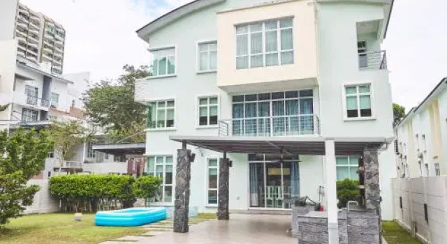 Shamrock Villas Corner OR Seaview, Rezervasyon Otel Tanjung Bungah Penang
