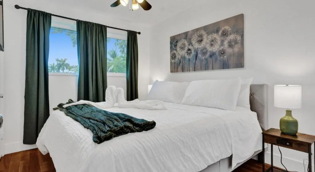 Stellar stay in wonderful 7bd villa Pool-Playground, Забронировать Вилла Виллы Форт-Лодердейл, Вилла