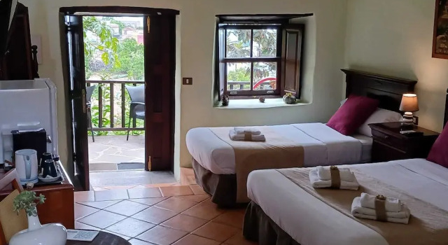 Hotel Rural La Raya 1866