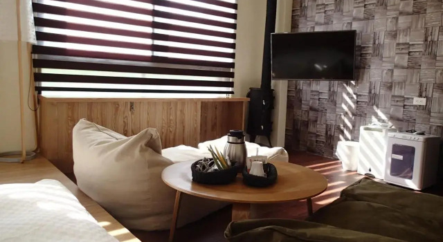 Meow G Cafe Hostel