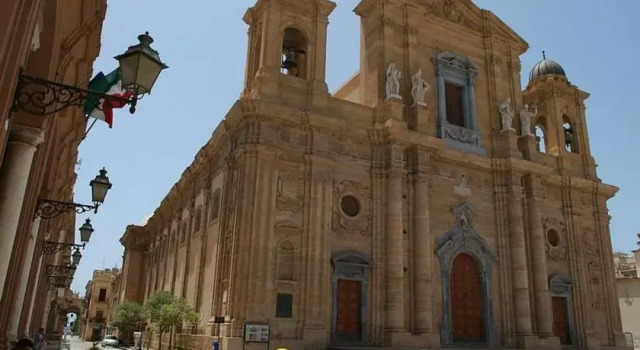 Marsala Casa Vacanza Villetta, Book Villa Hotels in Sicily with Parking, Parking