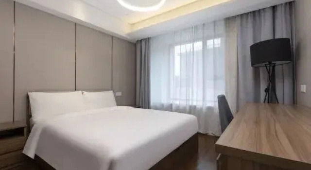 Люкс Luxury Xinhua International Hotel (Tianjin Airport)