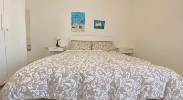 Guest House Service - Express Airport Apartment, Buchen Sie Ferienwohnung Modugno Metropolitanstadt Bari