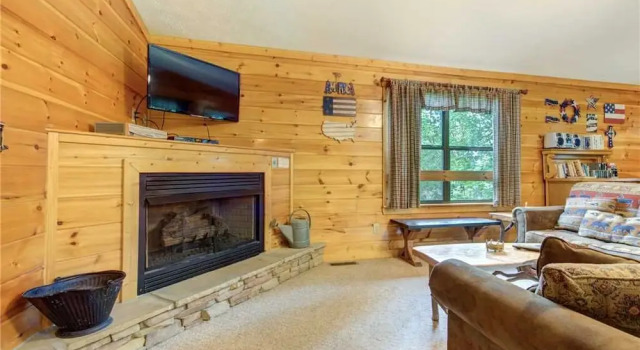 Great Expectations, 3 Bedrooms, Fireplace, Pool Table, Hot Tub, Sleeps 10