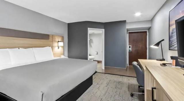 Люкс Quality Inn Conway Northwest