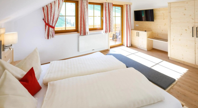 Bauernhof Mandlberger, Prenota Hotel Hotel a Stiria con parcheggio, Parcheggio