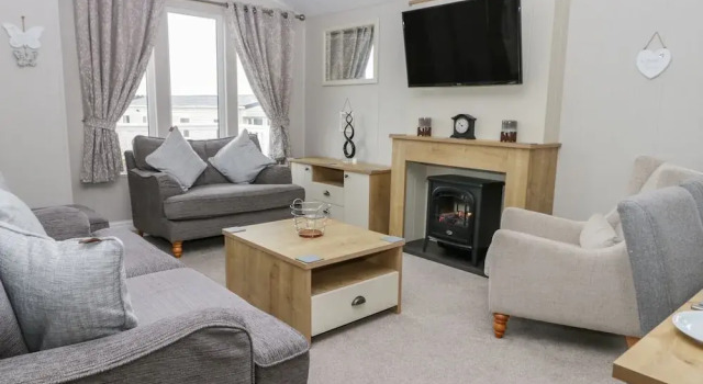 Cayton Pines
