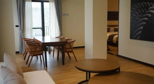 Номер Deluxe Feeling Hotel
