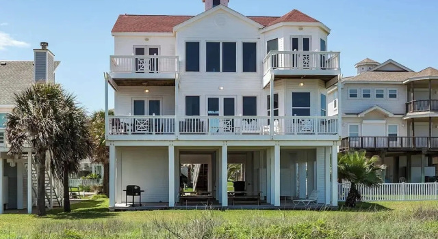Breakers Pointe by Ryson Vacation Rentals, Book Feriehus Sommerhuse i Houston, Hytte