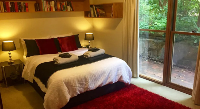 Georgie's Boutique B&B, Varaa Bed and Breakfast Tuggeranong Uusi Etelä-Wales
