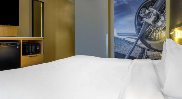 Двухместный номер Clarion Pointe Quebec Airport