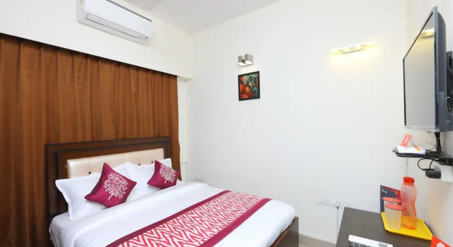 OYO 12368 Day Inn, Забронировать Отель Отели штата Тамилнада с завтраком, Завтраки