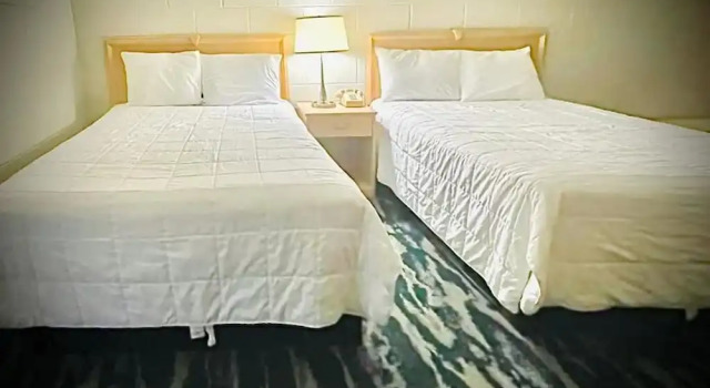 Rotan Inn, Boek Hotel Rotan 