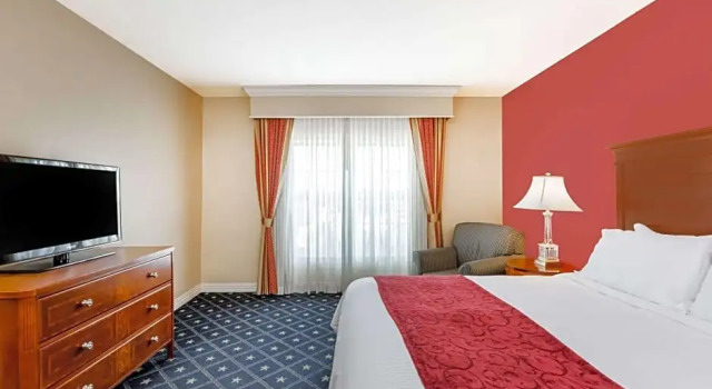 Люкс Wyndham Gettysburg Hotel & Conference Center